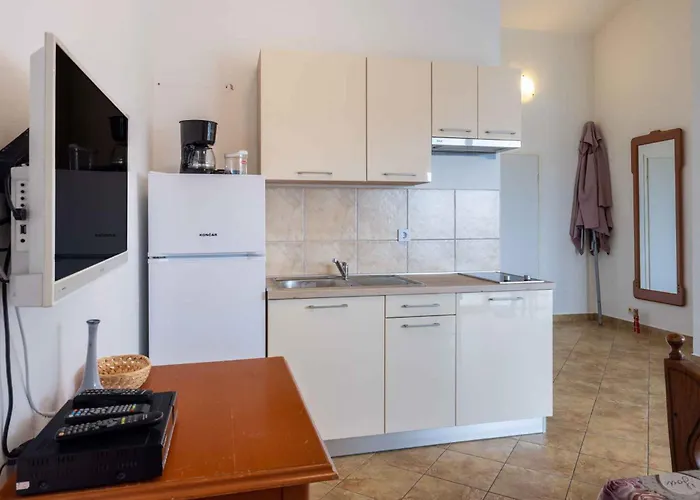 Apartment In Crikvenica With One-Bedroom 3