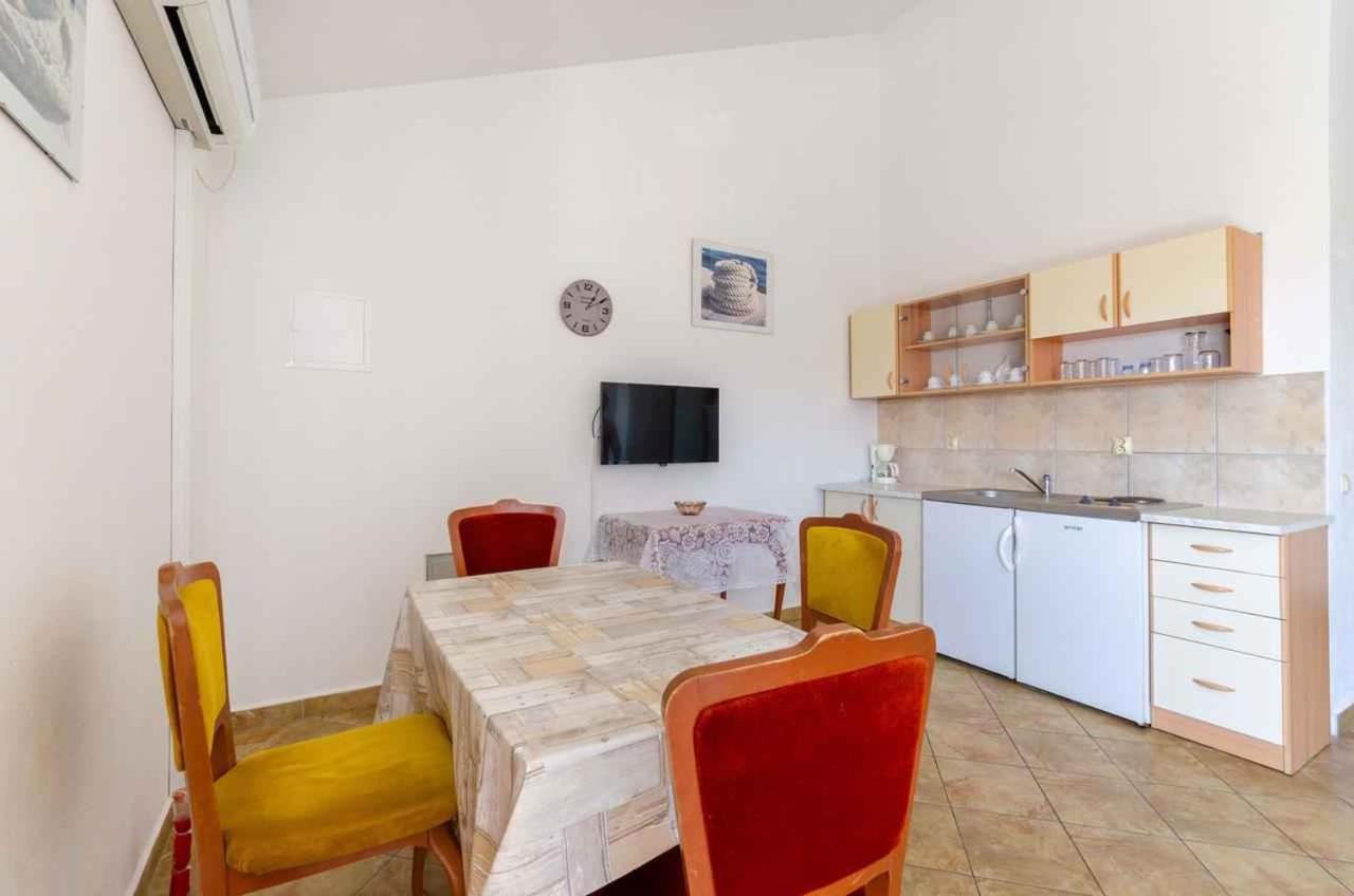In Crikvenica With One-bedroom 3