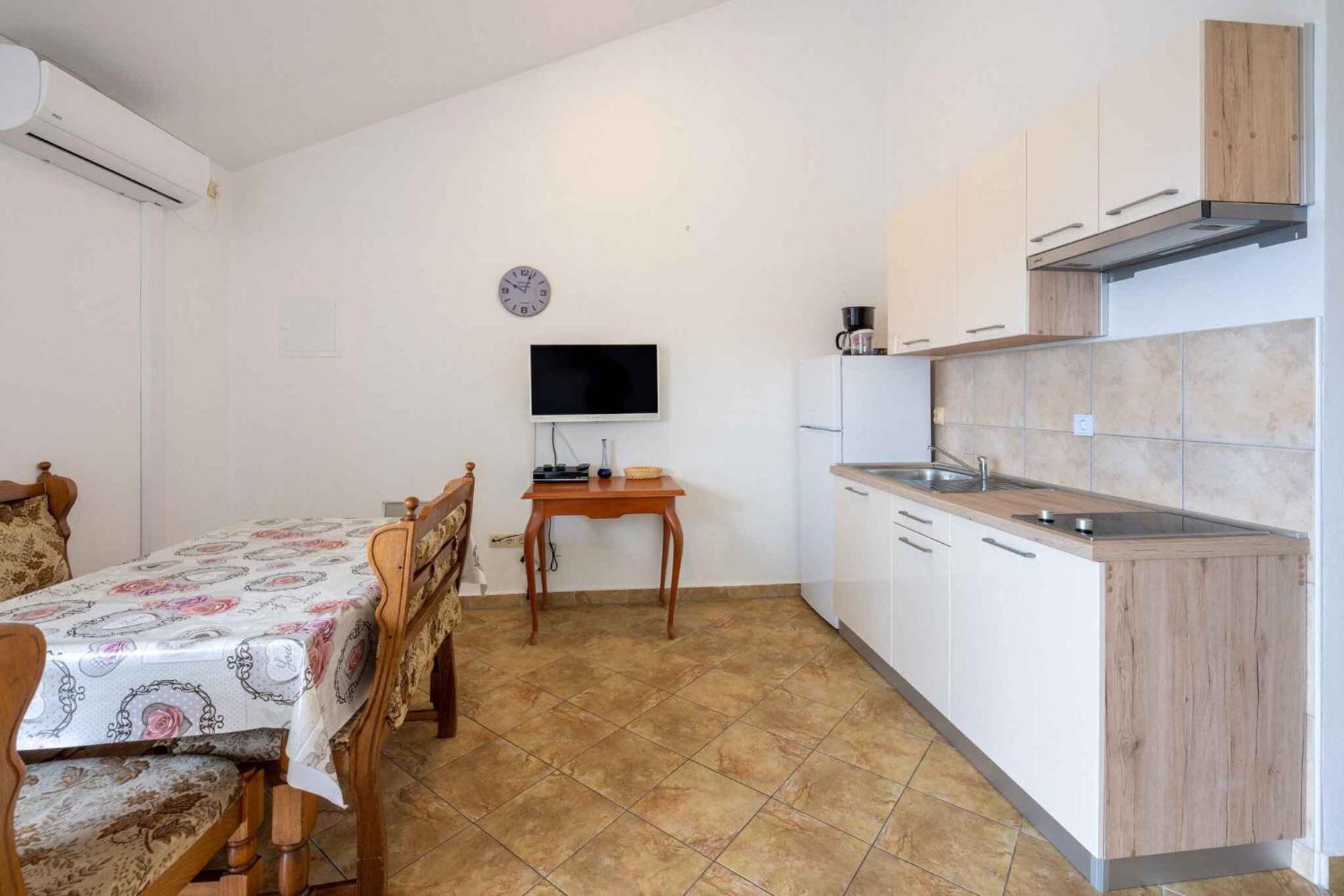 In Crikvenica With One-bedroom 3 Crikvenica