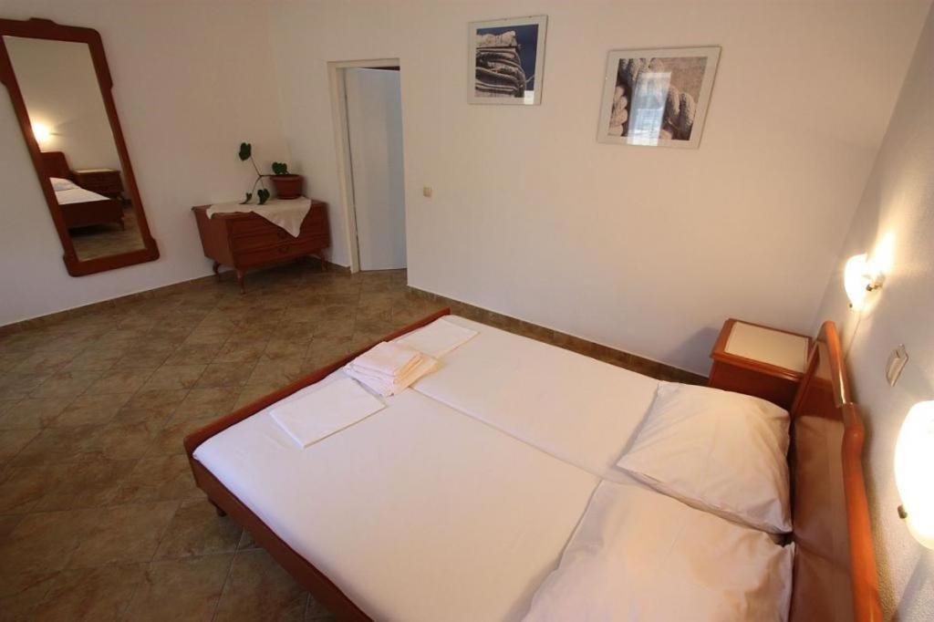 Apartment In Crikvenica With One-bedroom 3